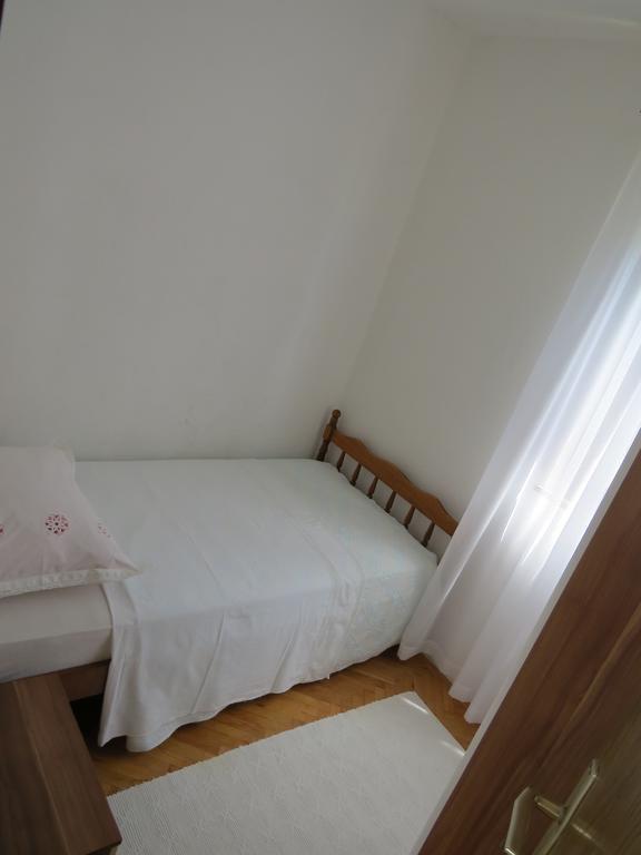 Apartments Lovric - 30 Meters To The Beach Trogir Eksteriør bilde
