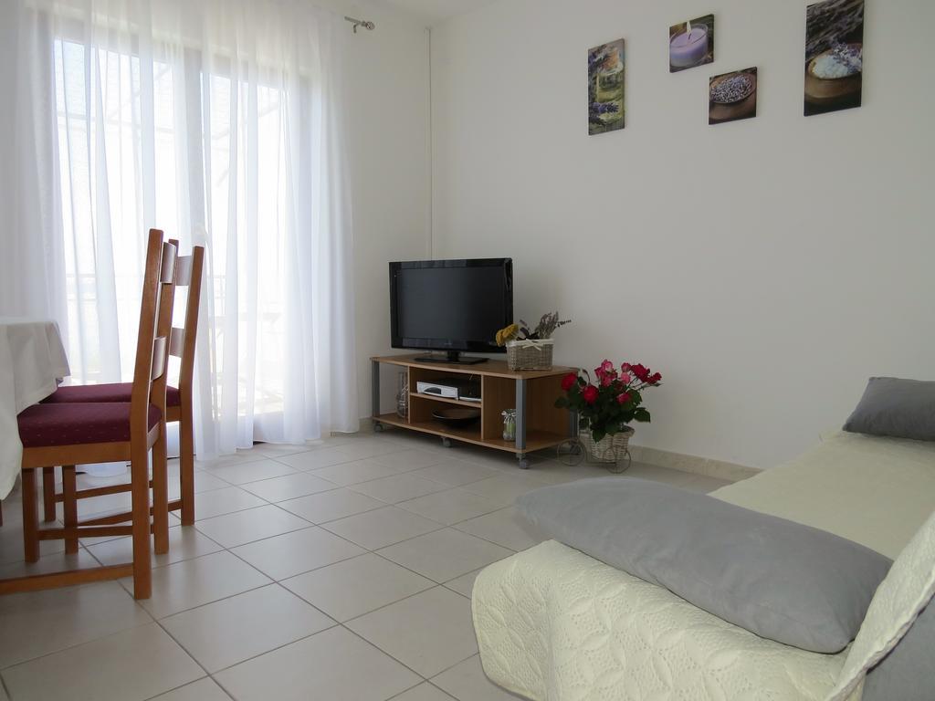 Apartments Lovric - 30 Meters To The Beach Trogir Eksteriør bilde