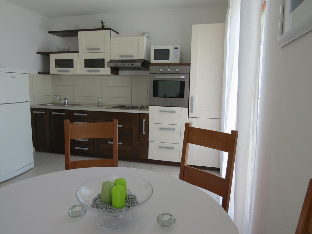 Apartments Lovric - 30 Meters To The Beach Trogir Eksteriør bilde