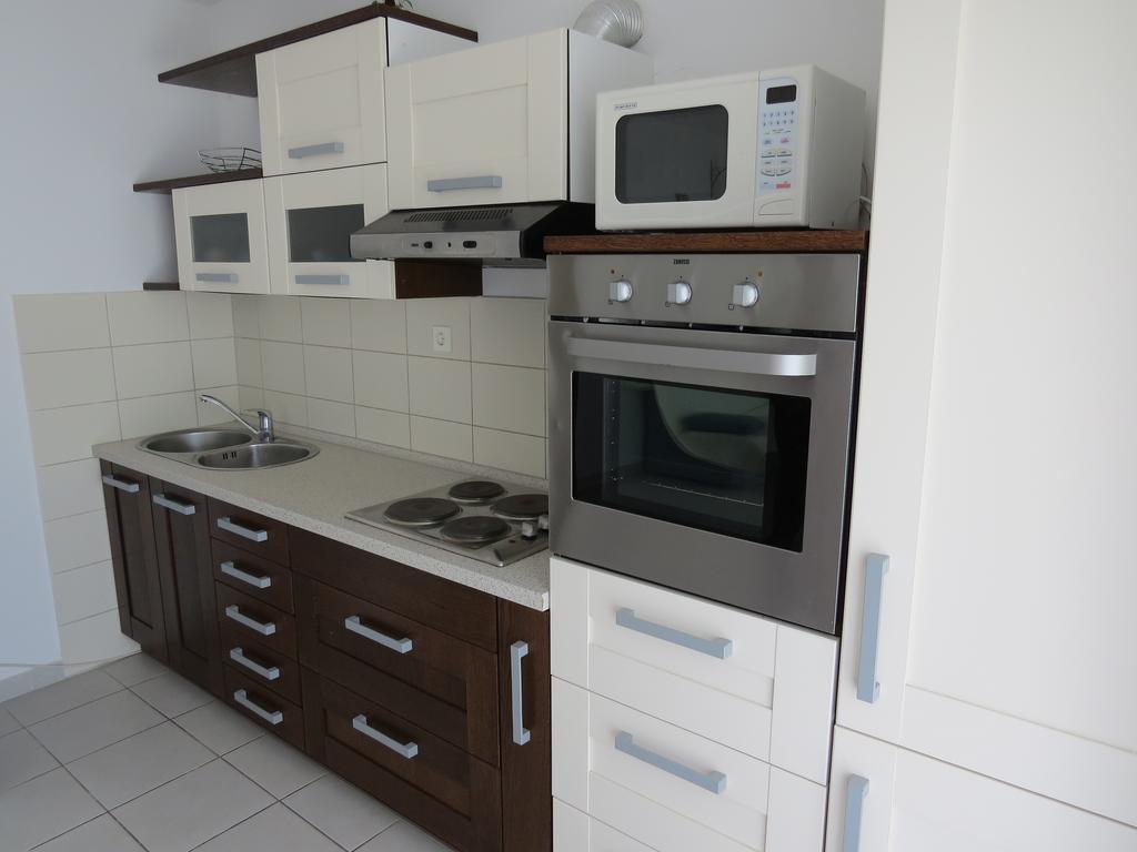 Apartments Lovric - 30 Meters To The Beach Trogir Eksteriør bilde
