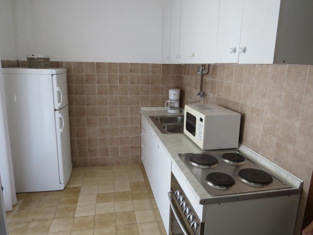 Apartments Lovric - 30 Meters To The Beach Trogir Eksteriør bilde