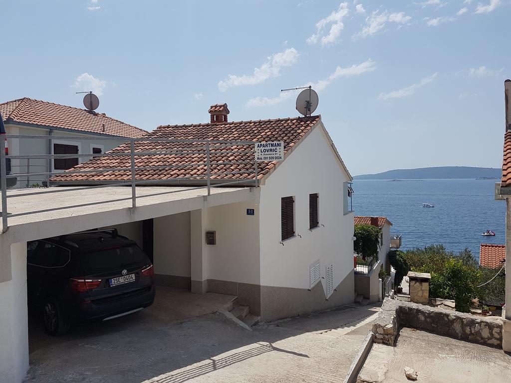 Apartments Lovric - 30 Meters To The Beach Trogir Eksteriør bilde